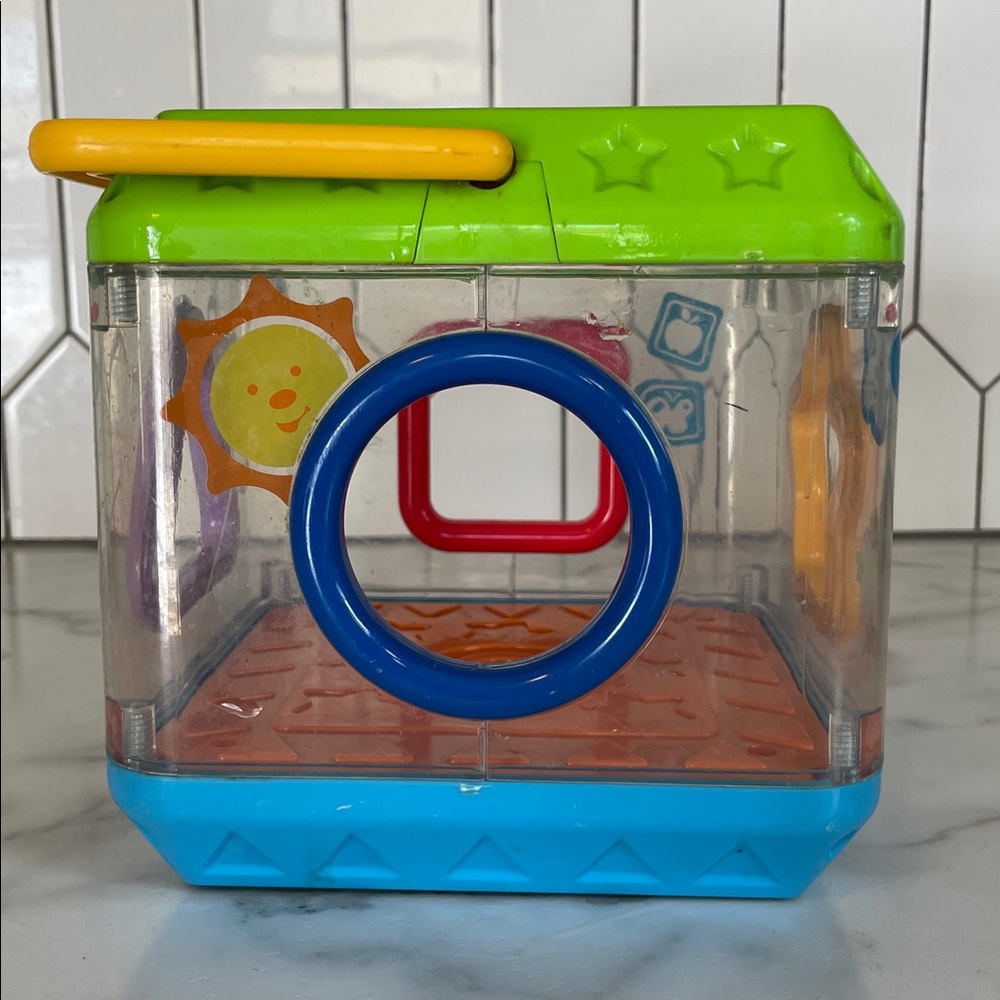 2003 Fisher Price Peek-a-Blocks Shape Sorter - Picture 11 of 14